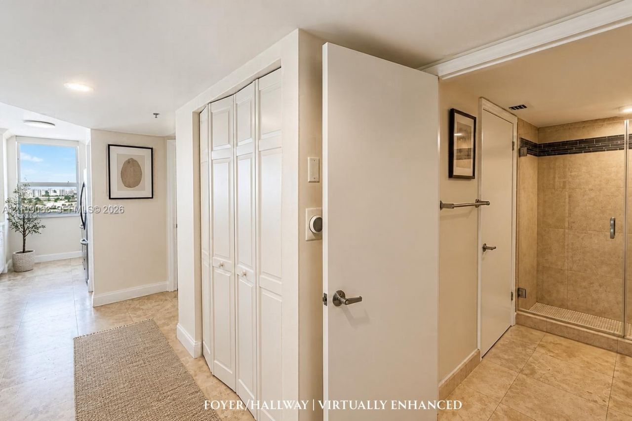 90 Alton Rd , Unit 811, Miami Beach, FL 33139 Photo