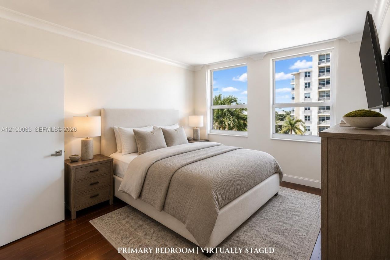 90 Alton Rd , Unit 811, Miami Beach, FL 33139 Photo