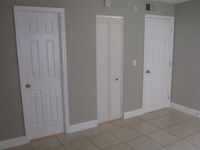 201 Bonnie Boulevard, Unit 105, Palm Springs, FL 33461 Photo