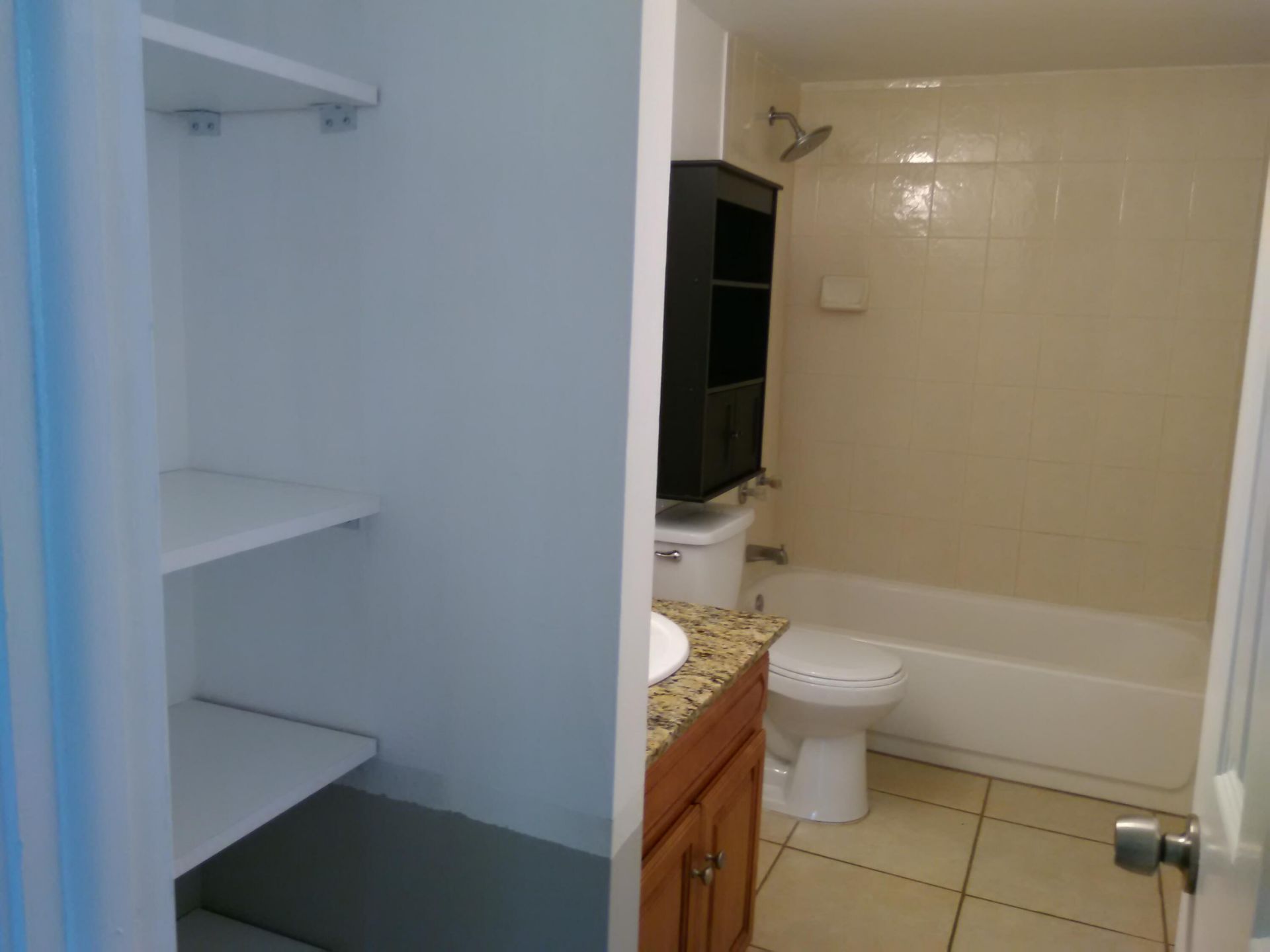 201 Bonnie Boulevard, Unit 105, Palm Springs, FL 33461 Photo