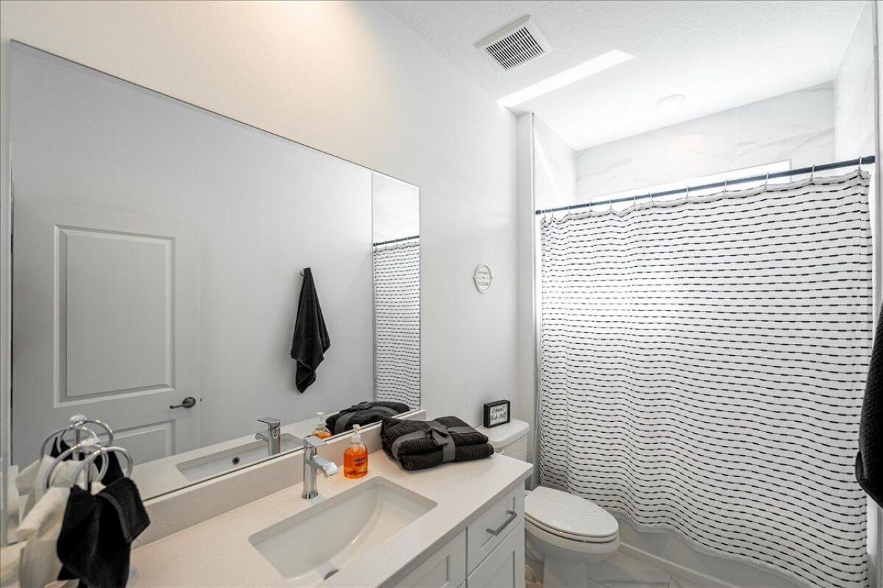 11543 SW Viridian Boulevard, Port Saint Lucie, FL 34987 Photo