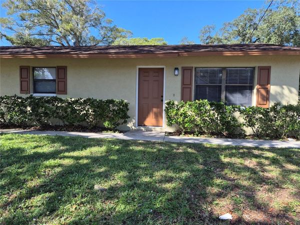 402 WOODROW AVENUE NW, Unit B, LARGO, FL 33770