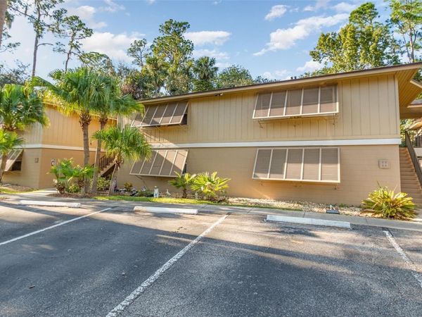 120 HIBISCUS WOODS COURT , Unit 8D, DELTONA, FL 32725