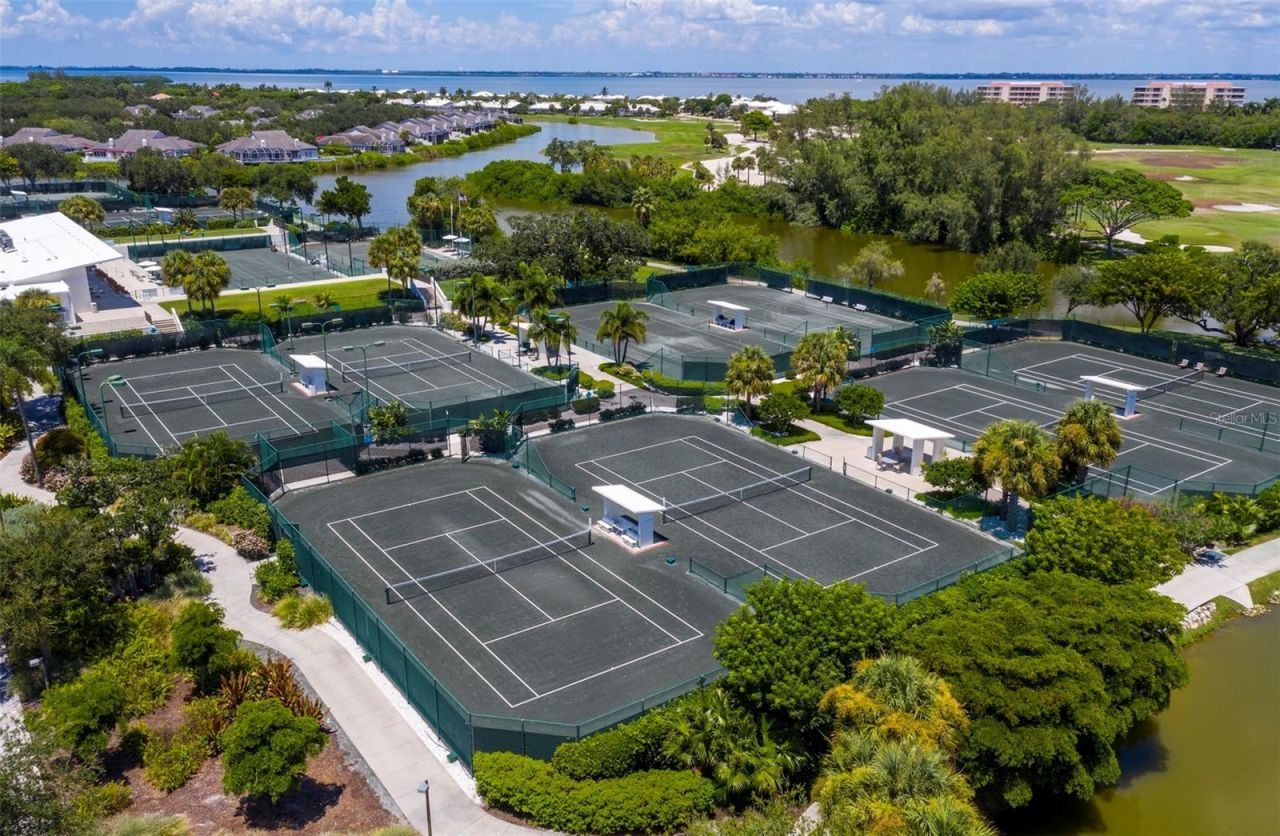 3060 Grand Bay Boulevard, Unit 124, Longboat Key, FL 34228 Photo