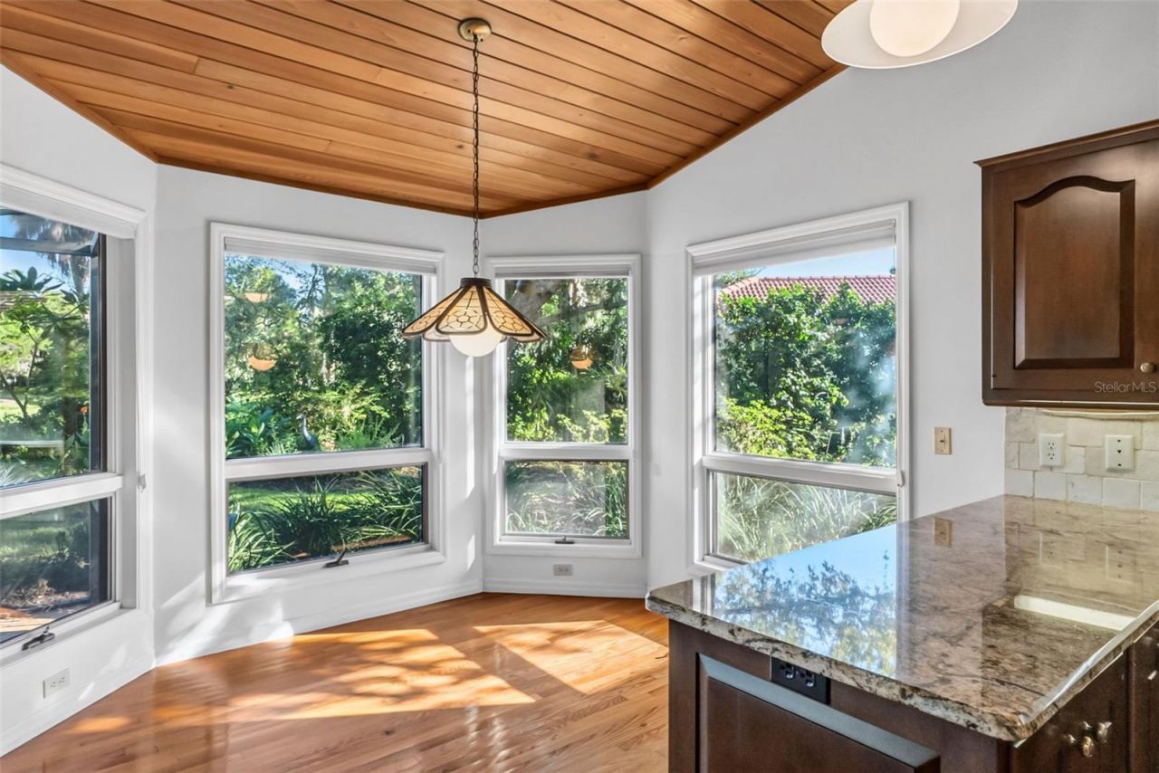 5122 Kestral Park S, Sarasota, FL 34231 Photo