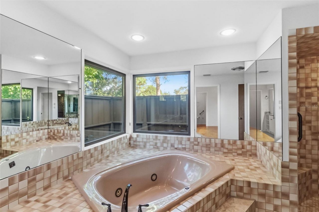 5122 Kestral Park S, Sarasota, FL 34231 Photo