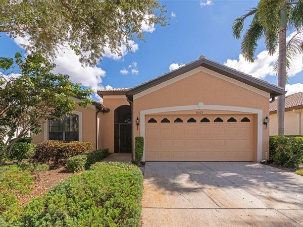 8013 STIRLING FALLS CIRCLE , SARASOTA, FL 34243