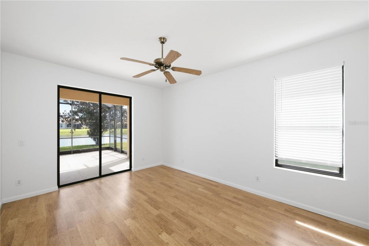 8013 Stirling Falls Circle, Sarasota, FL 34243 Photo