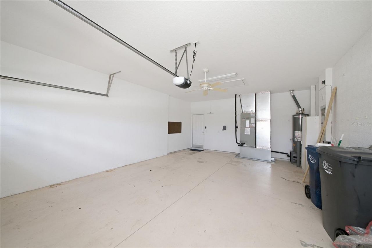 8013 Stirling Falls Circle, Sarasota, FL 34243 Photo