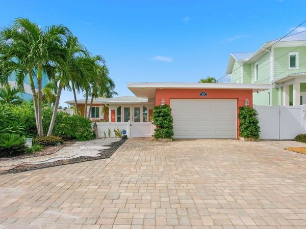 14223 E PARSLEY DRIVE , MADEIRA BEACH, FL 33708