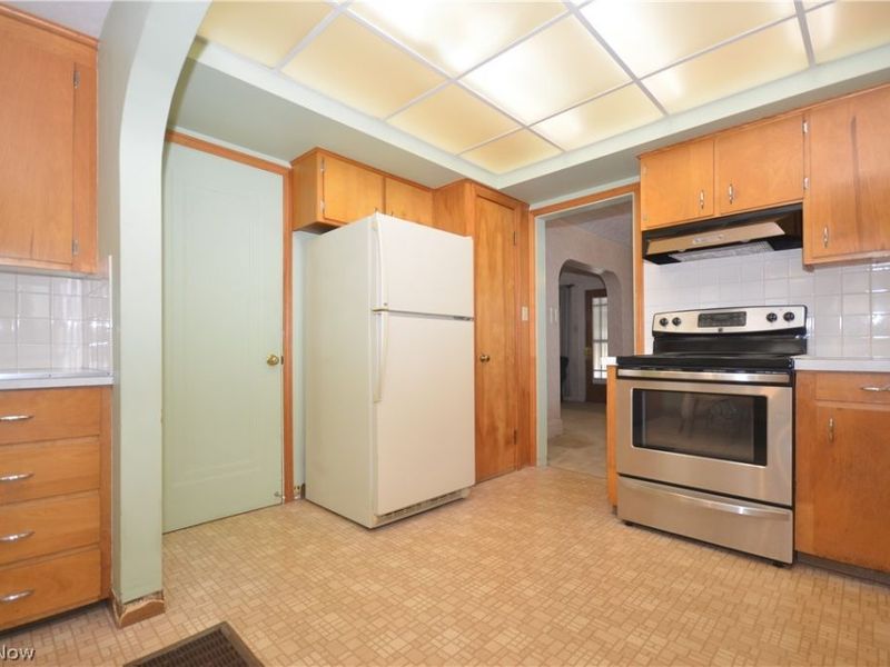 2481 4th Street, Cuyahoga Falls, OH 44221 Photo 19