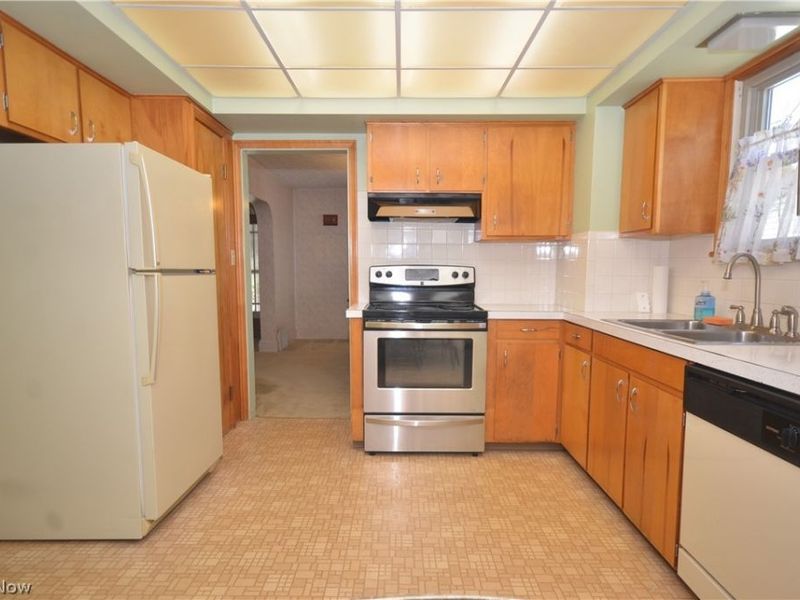 2481 4th Street, Cuyahoga Falls, OH 44221 Photo 22