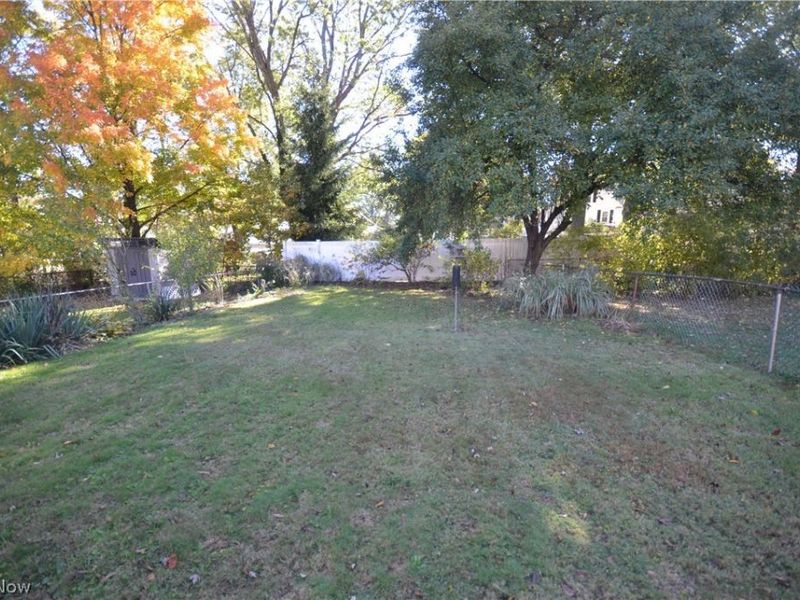2481 4th Street, Cuyahoga Falls, OH 44221 Photo 5
