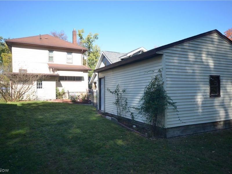 2481 4th Street, Cuyahoga Falls, OH 44221 Photo 6