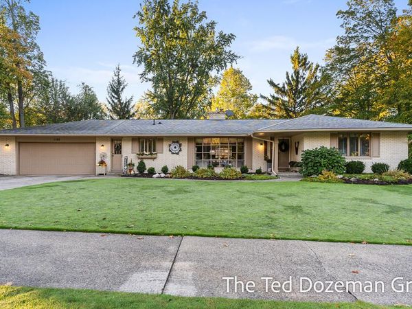 1182 Euna Vista Drive, Holland, MI 49423