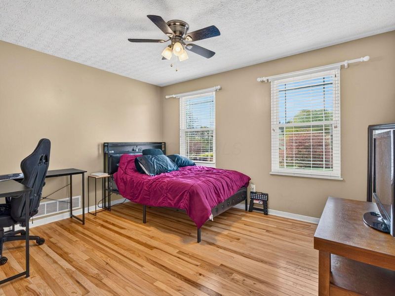 2938 Splitrock Road , Columbus, OH 43221 Photo 27