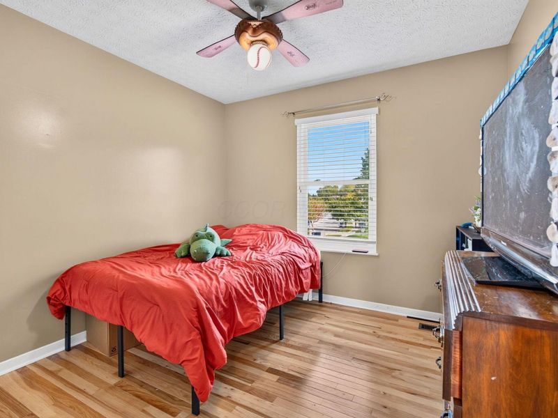 2938 Splitrock Road , Columbus, OH 43221 Photo 29