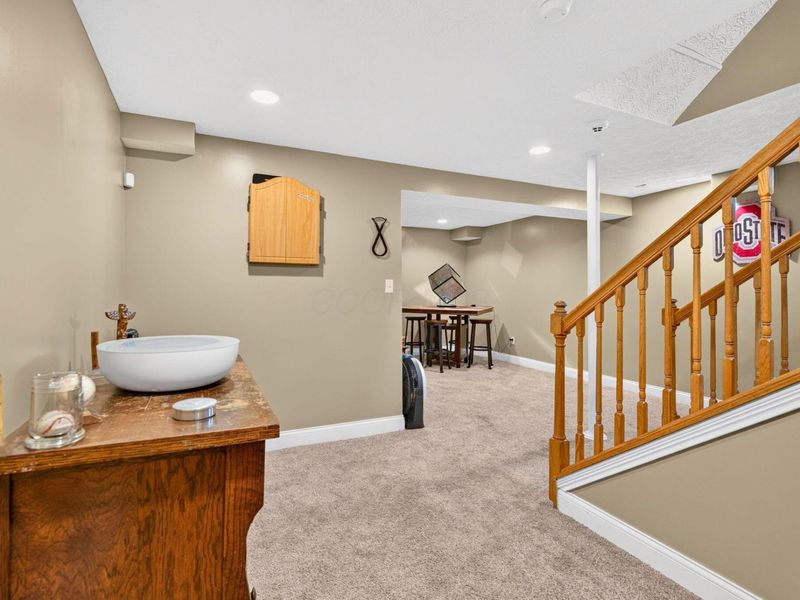 2938 Splitrock Road , Columbus, OH 43221 Photo 39