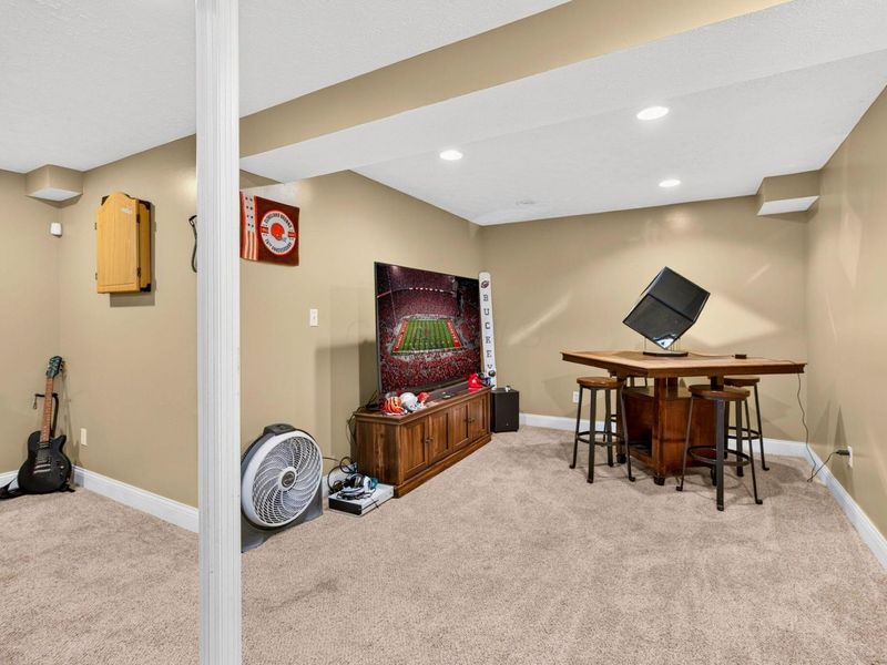 2938 Splitrock Road , Columbus, OH 43221 Photo 41