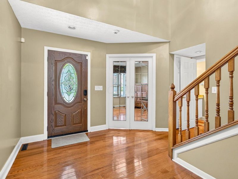 2938 Splitrock Road , Columbus, OH 43221 Photo 6