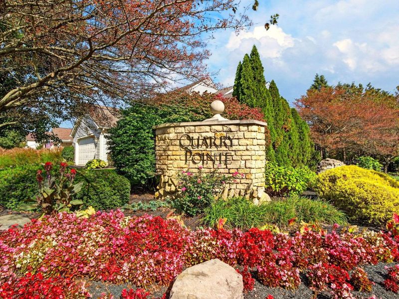 2938 Splitrock Road , Columbus, OH 43221 Photo 68