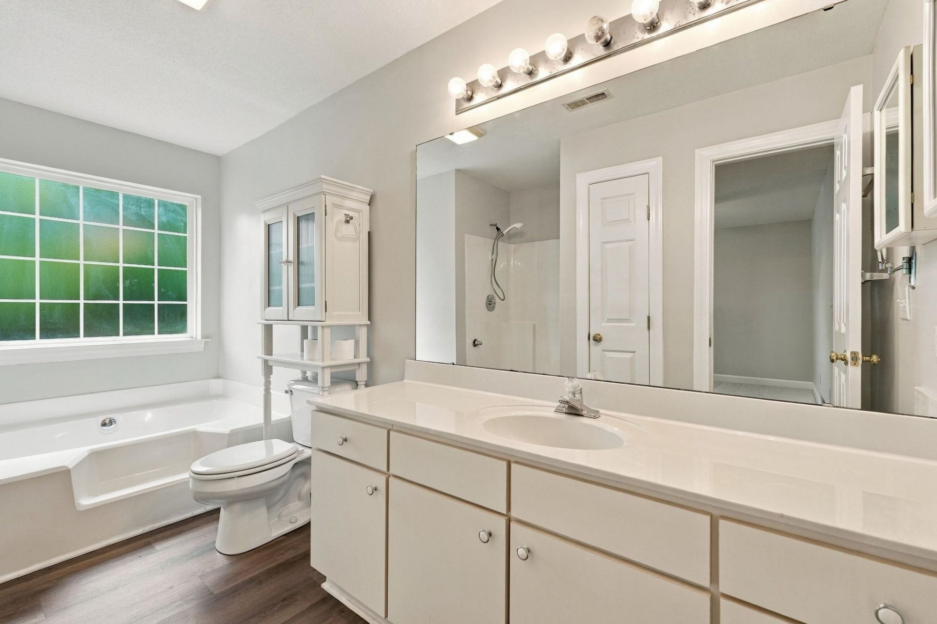 4376 Crepe Myrtle Ct. Photo 19
