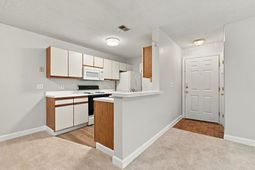 4376 Crepe Myrtle Ct. photo 4