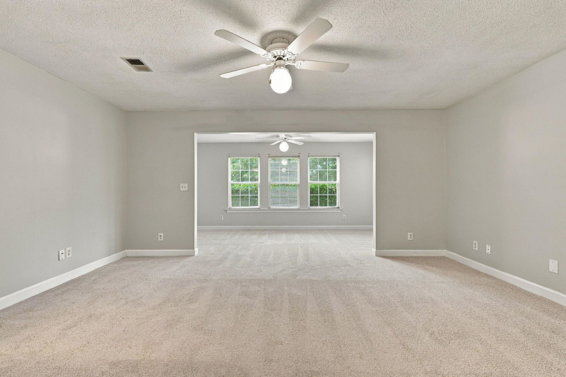 4376 Crepe Myrtle Ct. Photo 8