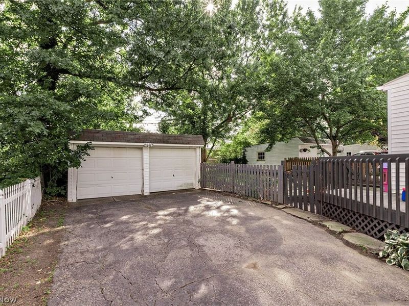 1693 Maywood Road, South Euclid, OH 44121 Photo 29