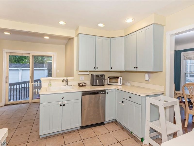 1693 Maywood Road, South Euclid, OH 44121 Photo 6