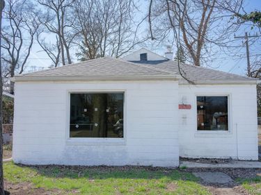 20255 Santa Rosa Drive , Detroit, Mi 48221