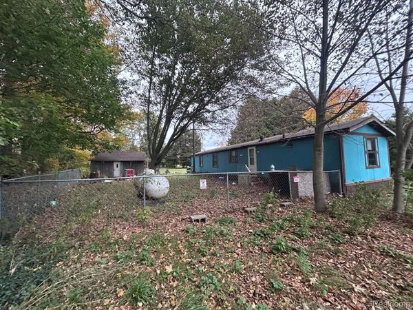 2556 S Lakeshore Road , Sherman Township, Mi 48441