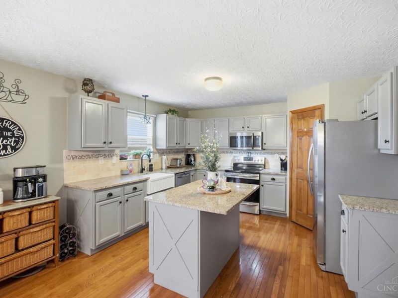 978 Heritage Court, Trenton, OH 45067 Photo 14