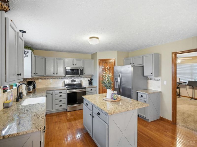 978 Heritage Court, Trenton, OH 45067 Photo 15