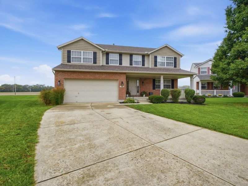 978 Heritage Court, Trenton, OH 45067 Photo 3