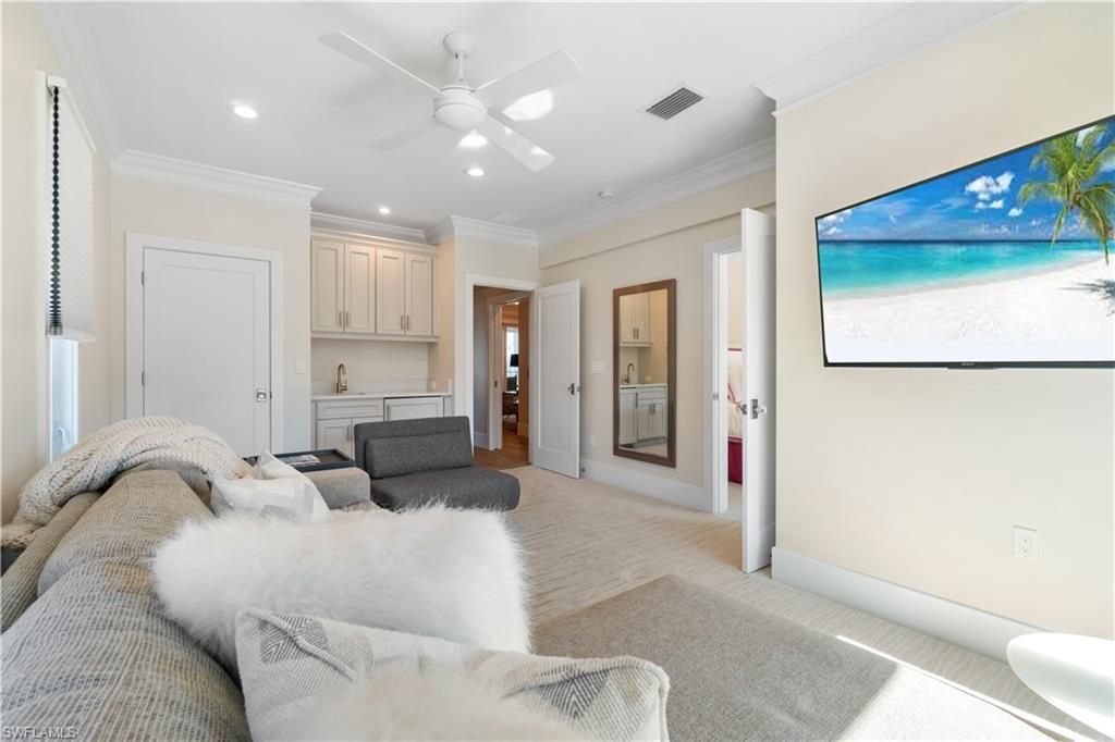 237 Bayfront Dr , Bonita Springs, FL 34134 Photo