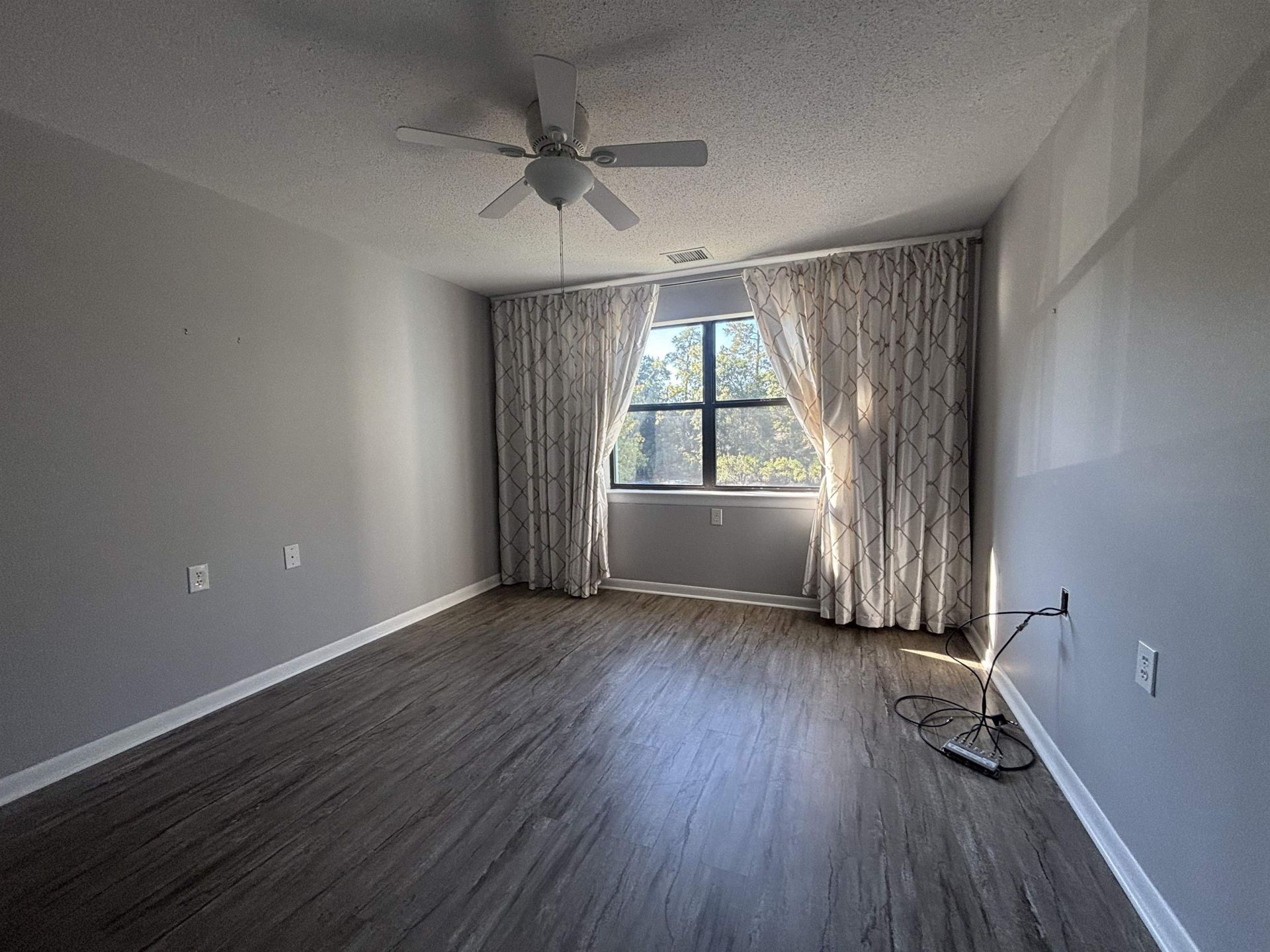 5001 Little River Rd.  Photo 10