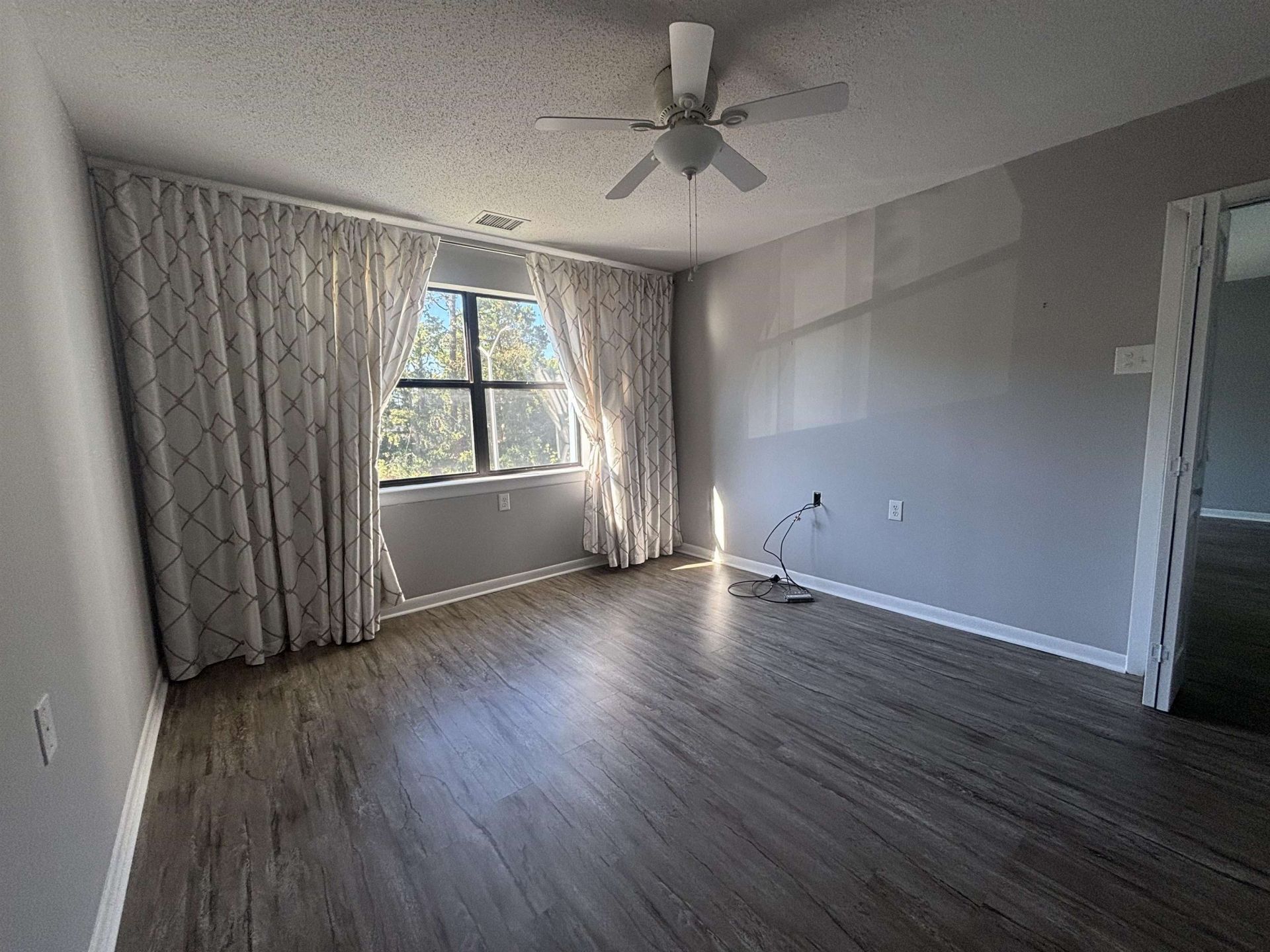 5001 Little River Rd.  Photo 11