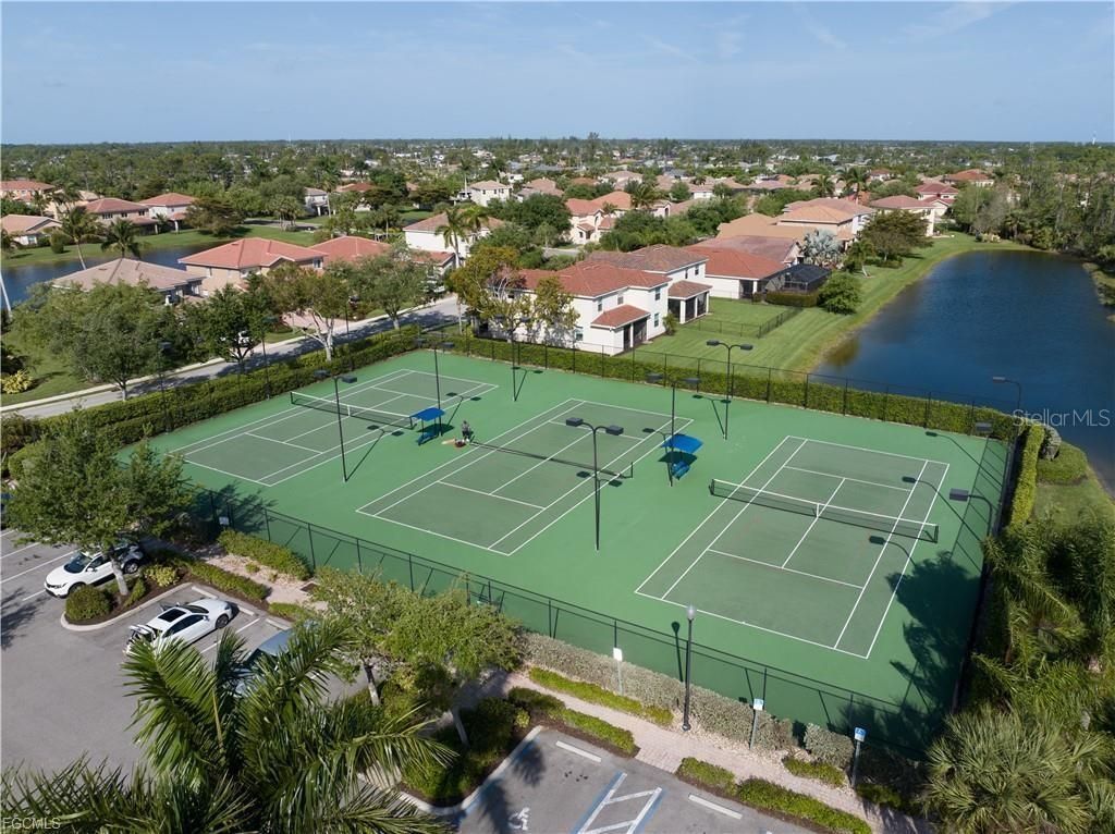 2444 Laurentina Lane , Cape Coral, FL 33909 Photo