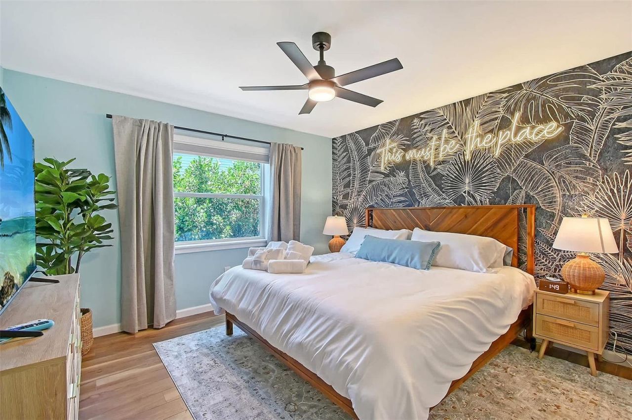2704 49th Avenue W, Bradenton, FL 34207 Photo