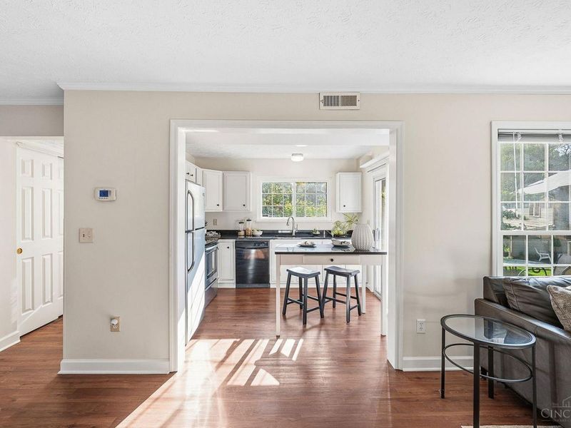 5621 Regimental Place, Cincinnati, OH 45239 Photo 15