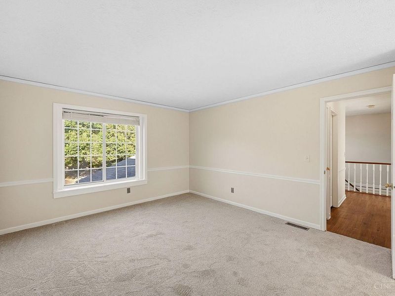 5621 Regimental Place, Cincinnati, OH 45239 Photo 23