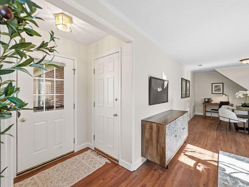 5621 Regimental Place, Cincinnati, OH 45239 Photo 5