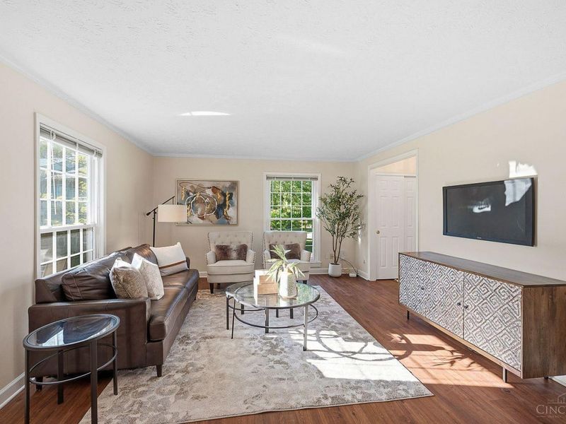5621 Regimental Place, Cincinnati, OH 45239 Photo 7