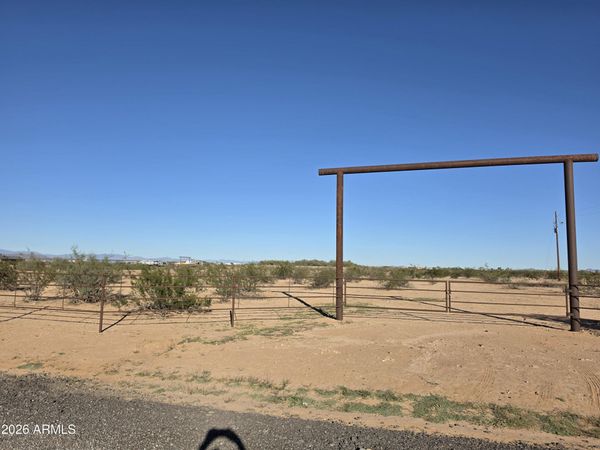 519XX N 461 Avenue, Unit 19, Wickenburg, AZ 85390