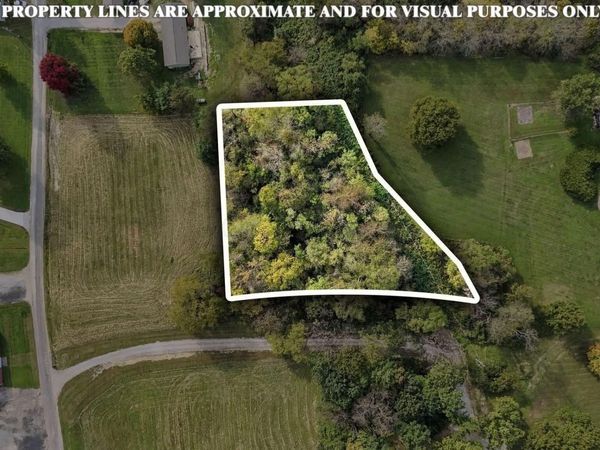 1035 Andy Drive , New Concord, OH 43762
