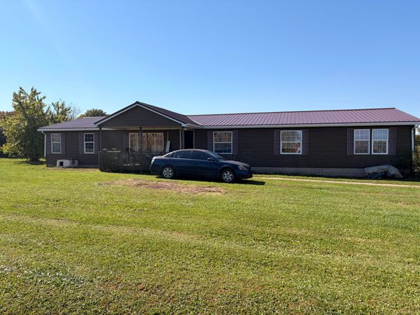 3344 Austin Good Hope Road , Washington Court House, OH 43160