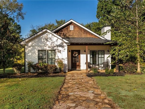1809 Cassville Road NW, Cartersville, GA 30121