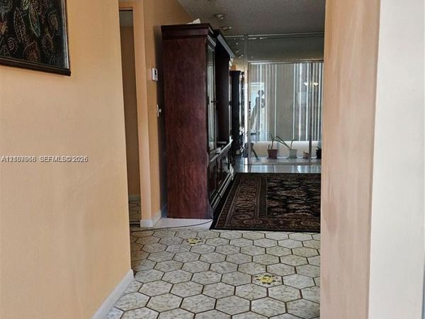 Unit 211, Lauderdale Lakes, FL 33313