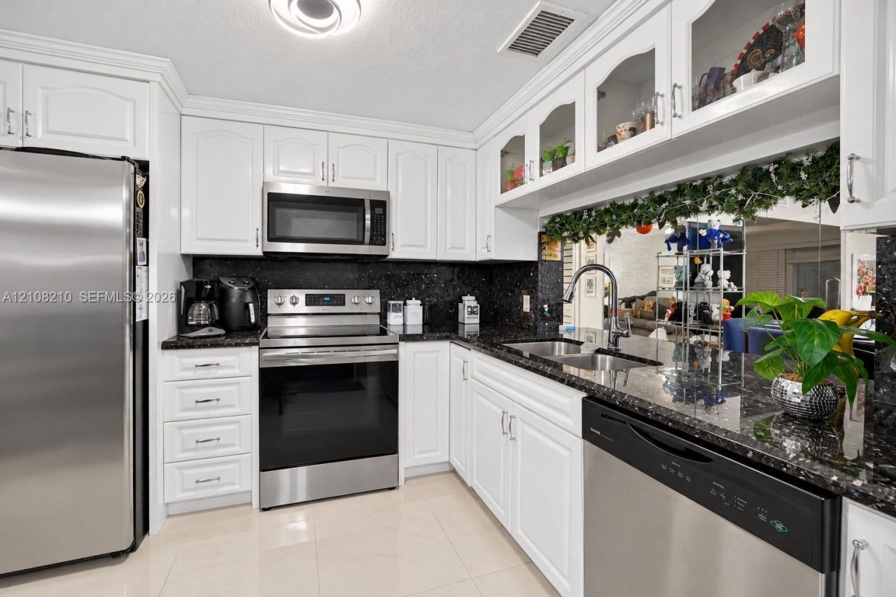 10382 NW 24th Pl, Unit 306, Sunrise, FL 33322 Photo